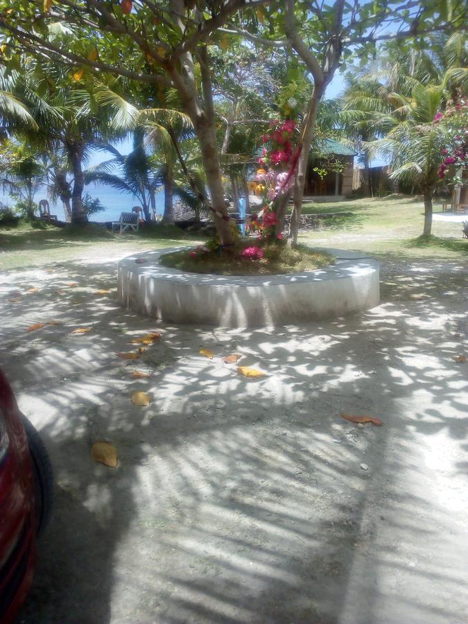 John Lhea Beach Cottages Siquijor Exterior photo