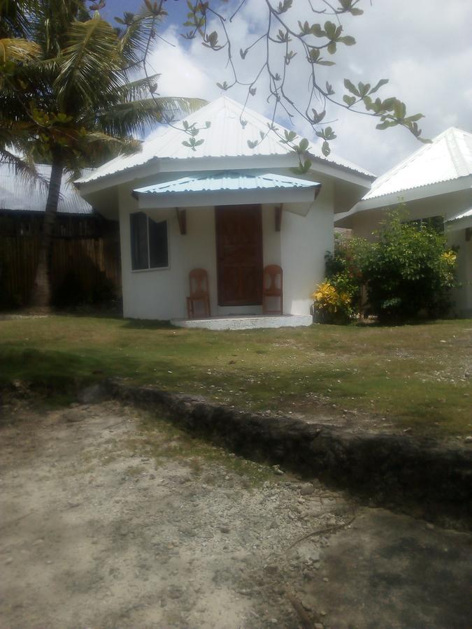 John Lhea Beach Cottages Siquijor Exterior photo